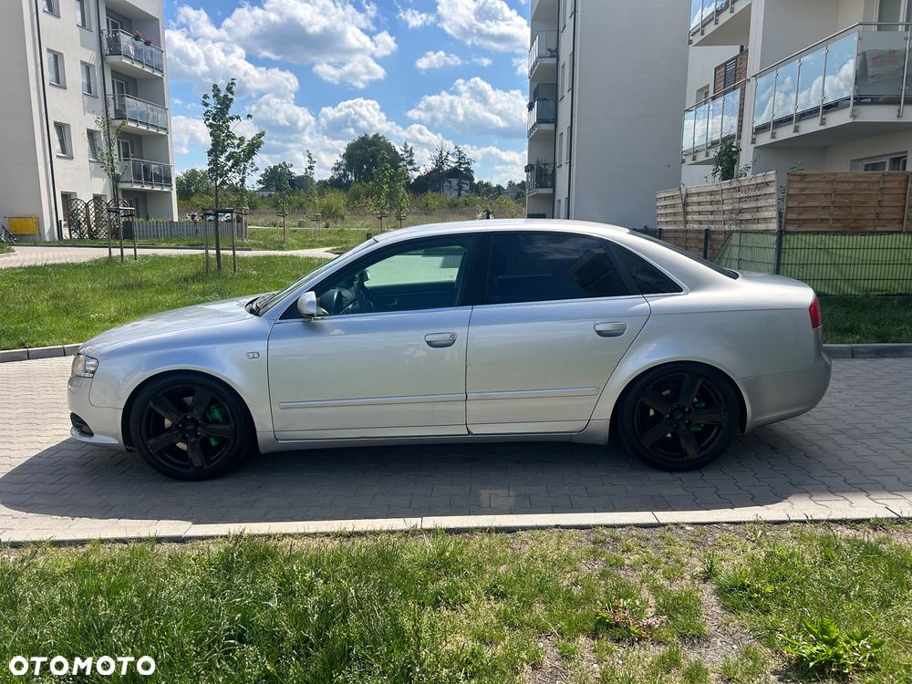 Audi A4 Limousine 3.2 FSI Quattro - 7