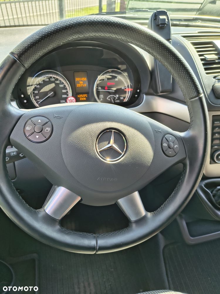 Mercedes-Benz Vito - 20