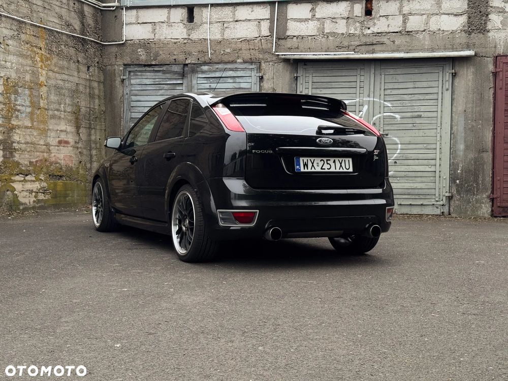 Ford Focus 2.5 ST - 4
