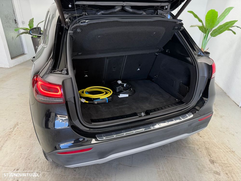 Mercedes-Benz GLA 250 e Progressive - 18