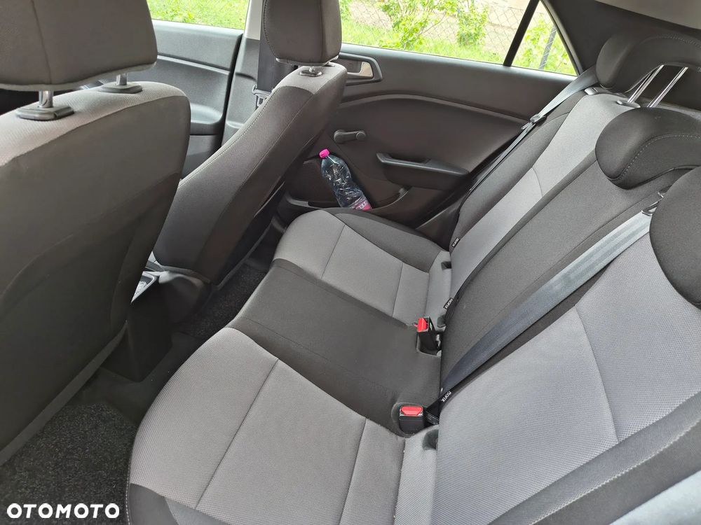 Hyundai i20 1.2 - 18