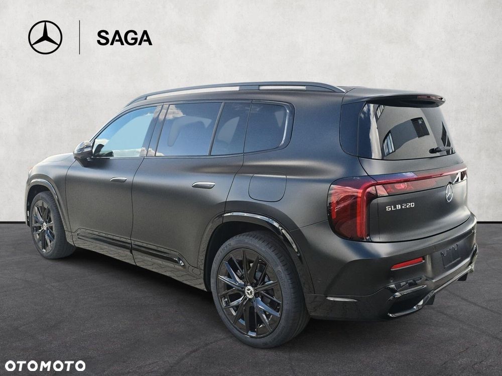 Mercedes-Benz GLB - 8