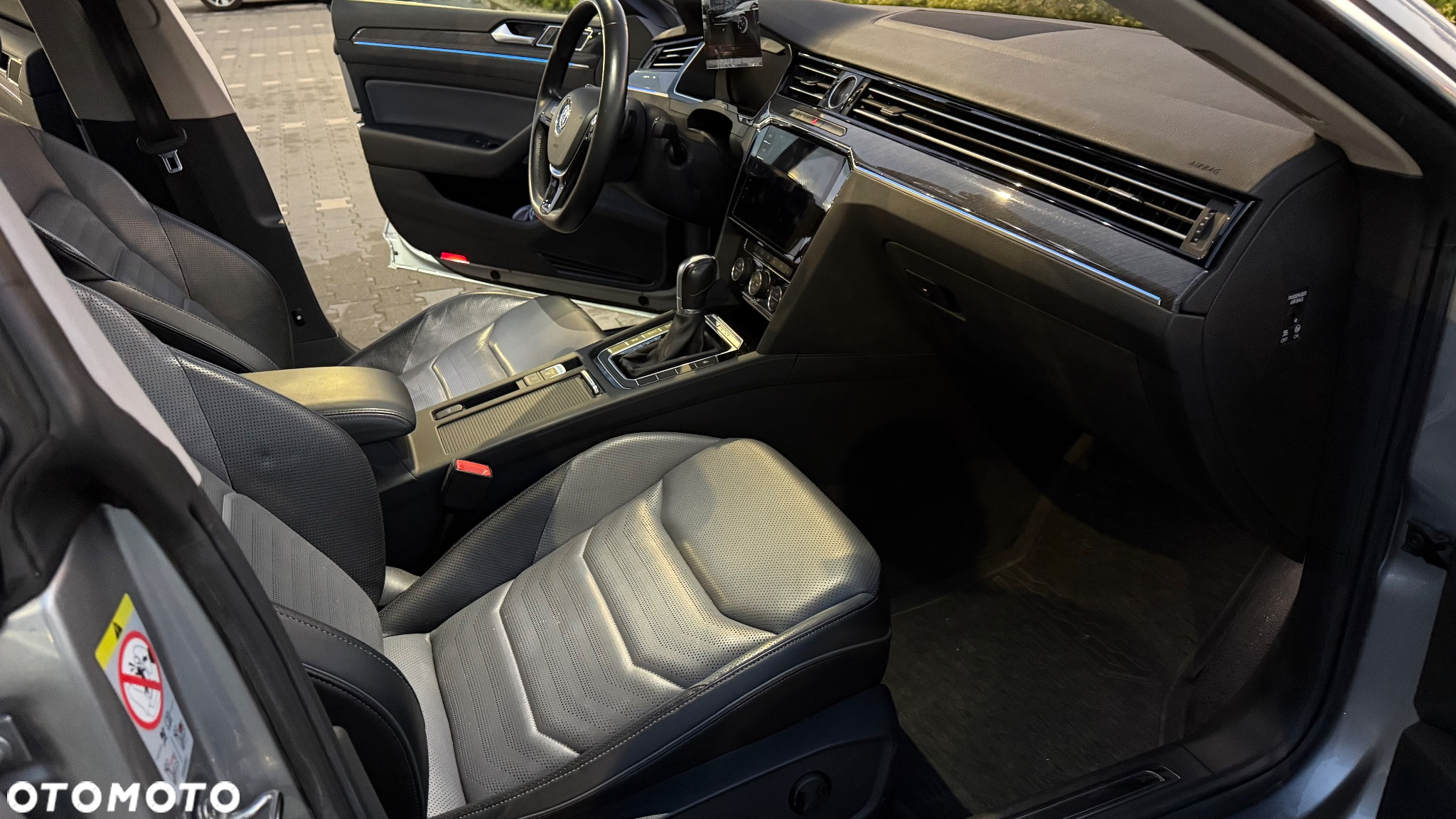 Volkswagen Arteon 2.0 TDI Bi-Turbo SCR 4Mot Elegance DSG - 18