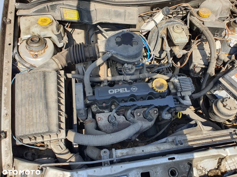 opel astra F 1.6 8v Z16SZ silnik skrzynia sanki belka przód tył wahacz zacisk zwrotnica maglownica - 2