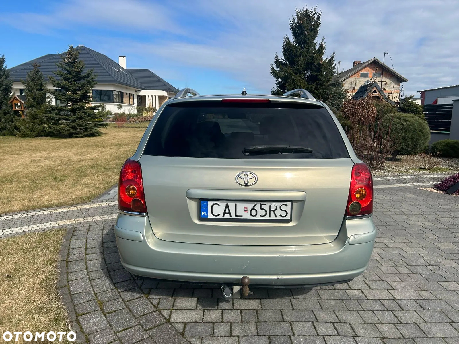 Toyota Avensis - 6