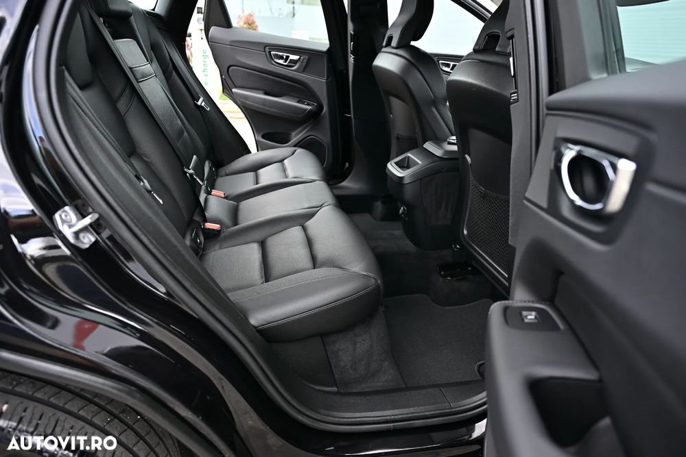 Volvo XC 60 D4 AWD Geartronic Inscription - 25
