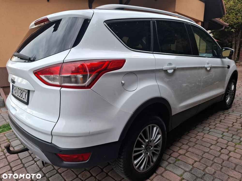 Ford Kuga 2.0 TDCi 2x4 Titanium - 11