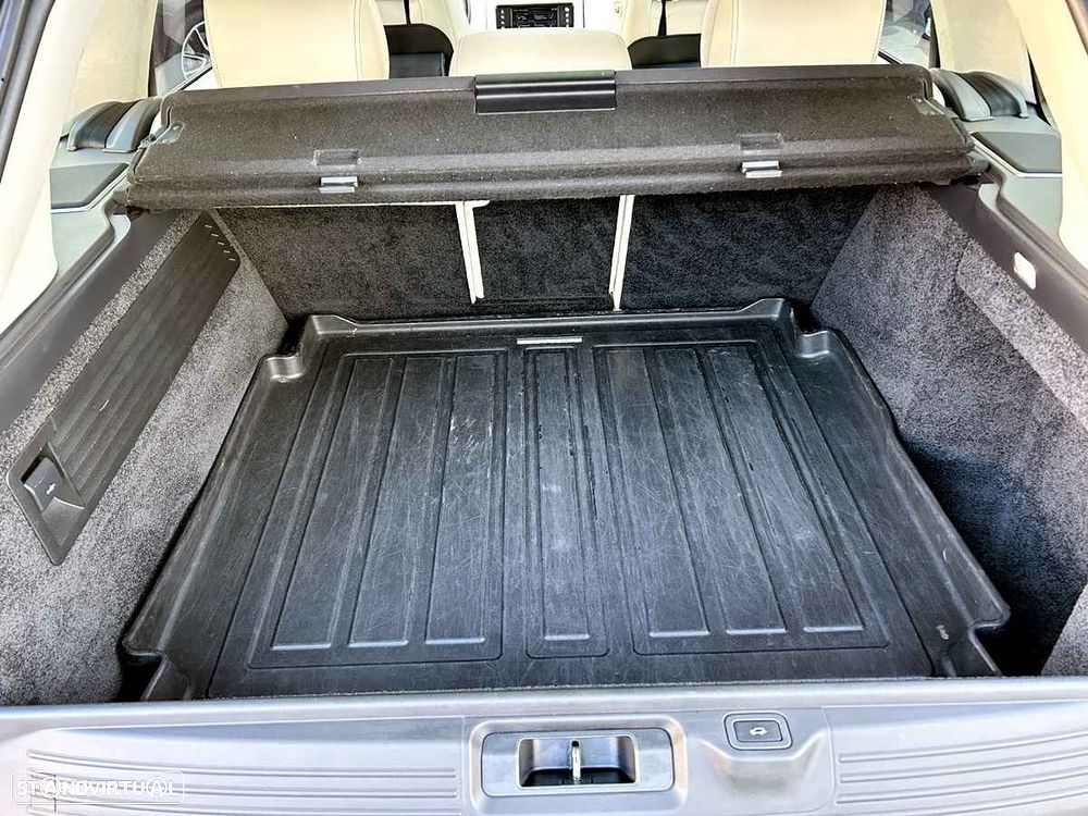 Land Rover Range Rover RR.3.0 SDV6 HEV Autobiography LWB - 33