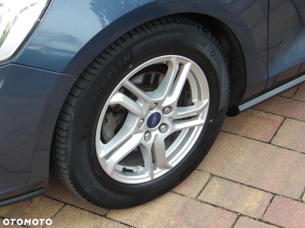 Ford Focus 1.0 EcoBoost Trend Edition - 10