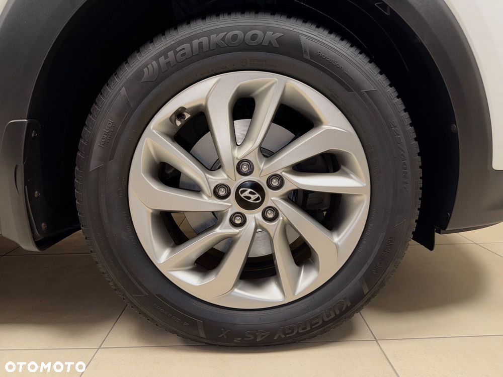 Hyundai Tucson 1.7 CRDI BlueDrive Comfort 2WD DCT - 26