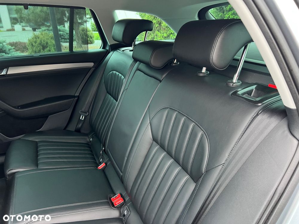 Skoda Superb 2.0 TDI Ambition - 21
