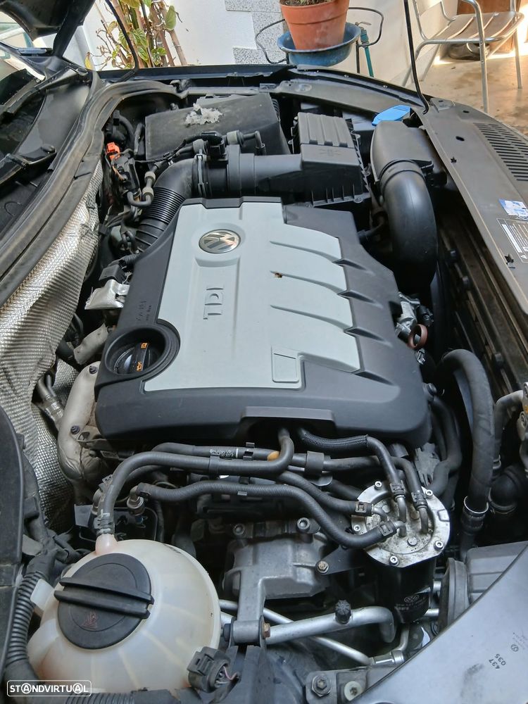 VW Tiguan 2.0 TDi DPF 4Motion Sport & Style - 4