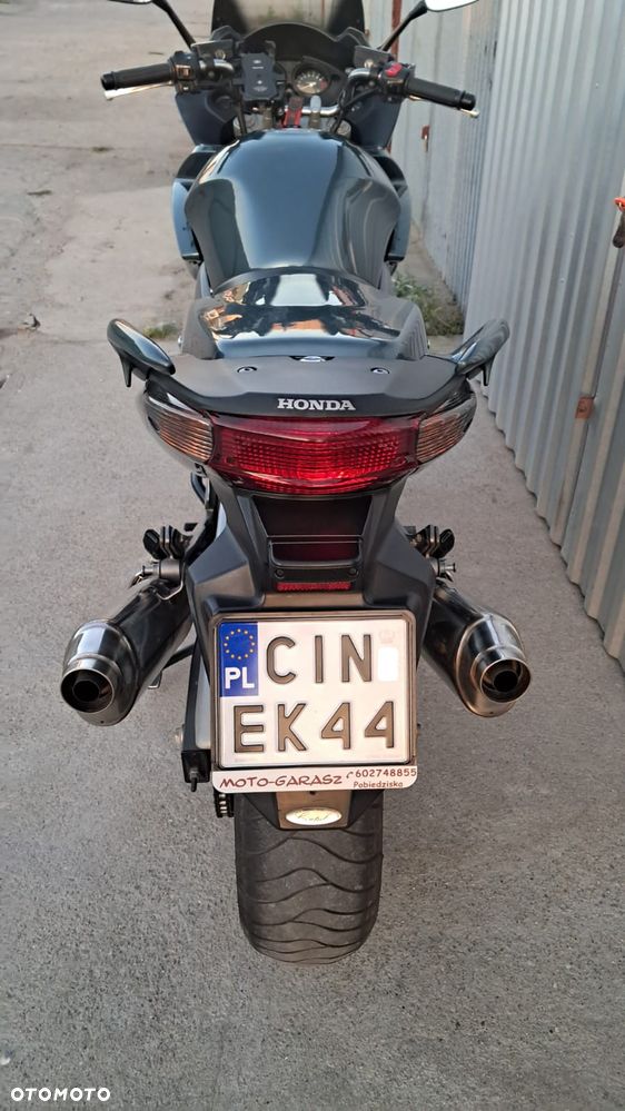Honda CBF - 11