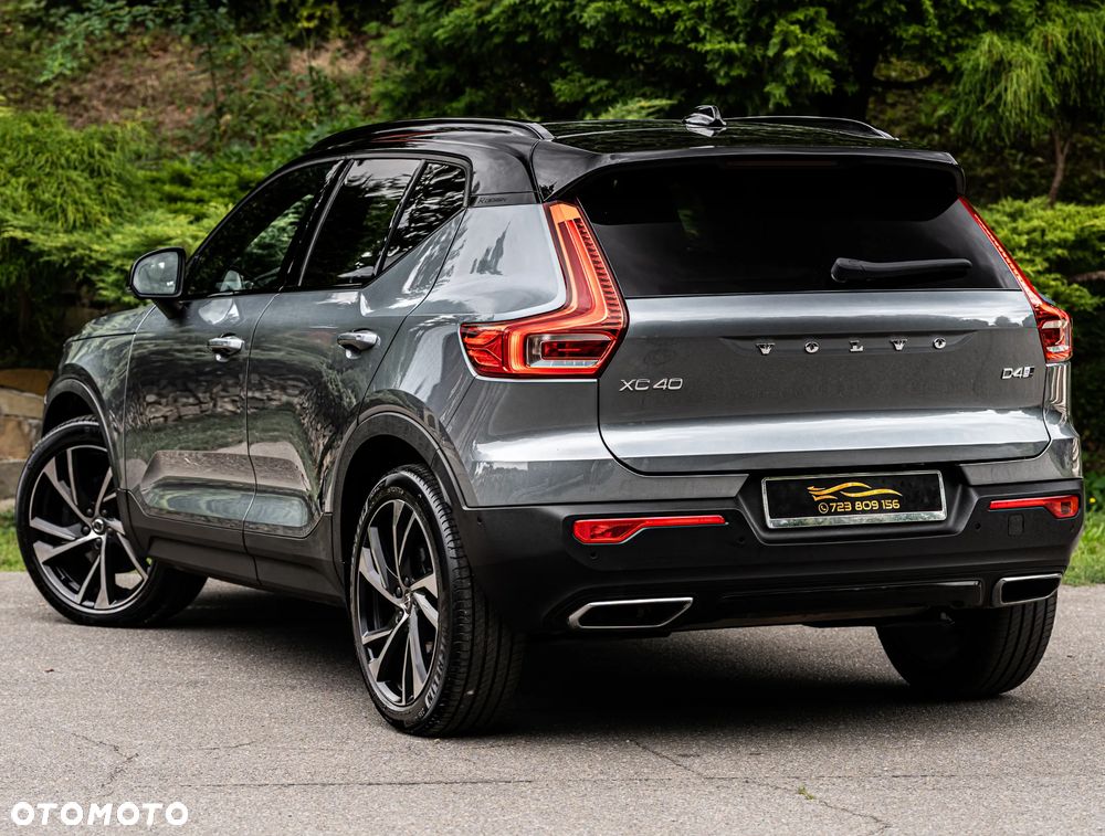 Volvo XC 40 D4 AWD R-Design - 3