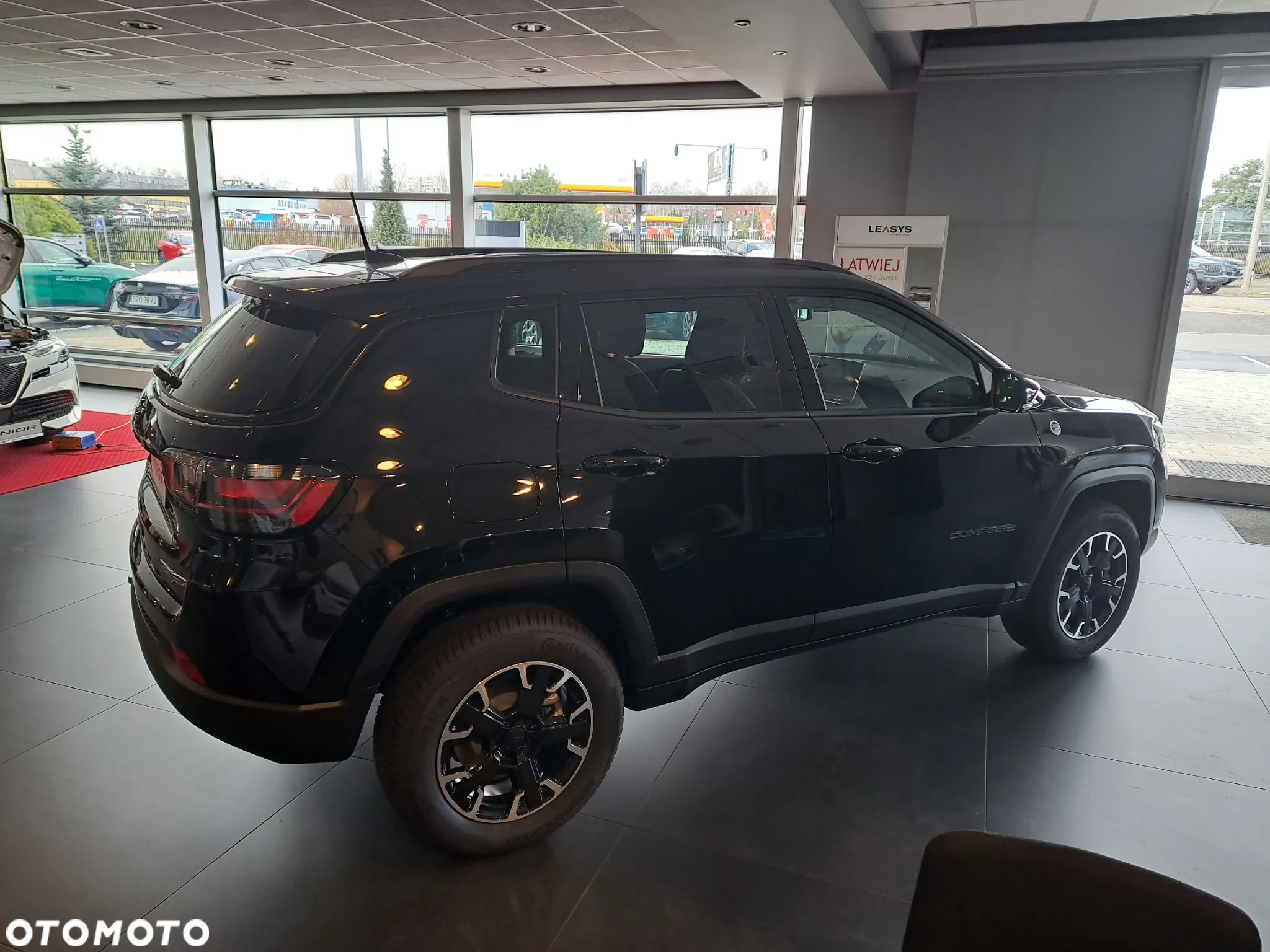Jeep Compass 1.3 T4 PHEV 4xe Trailhawk S&S - 11