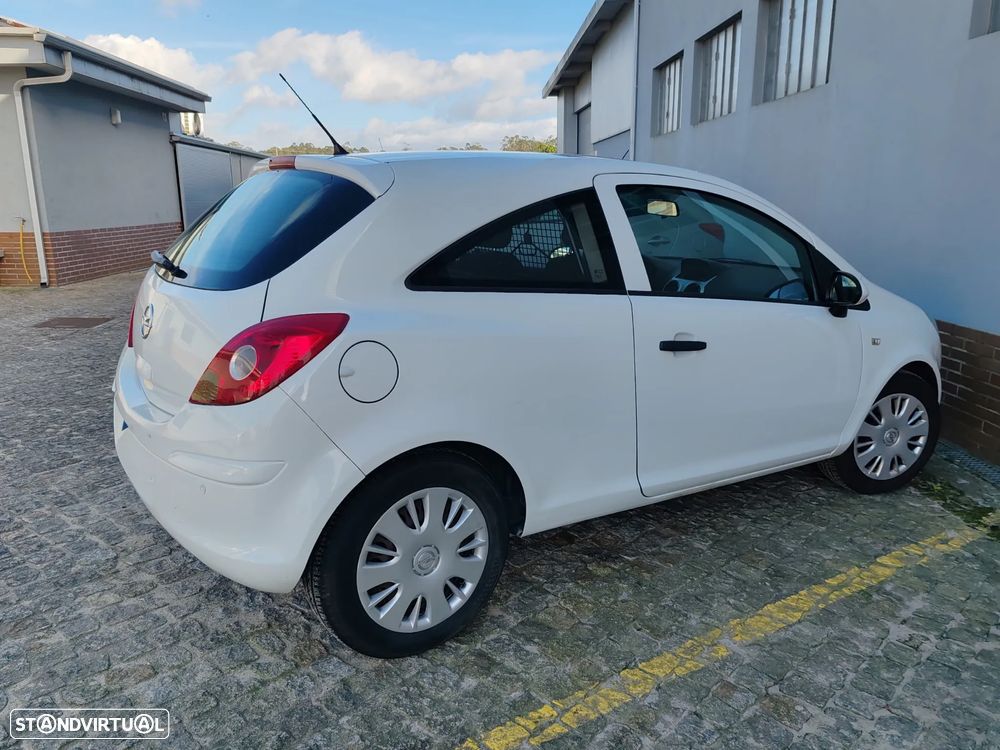 Opel Corsa - 3
