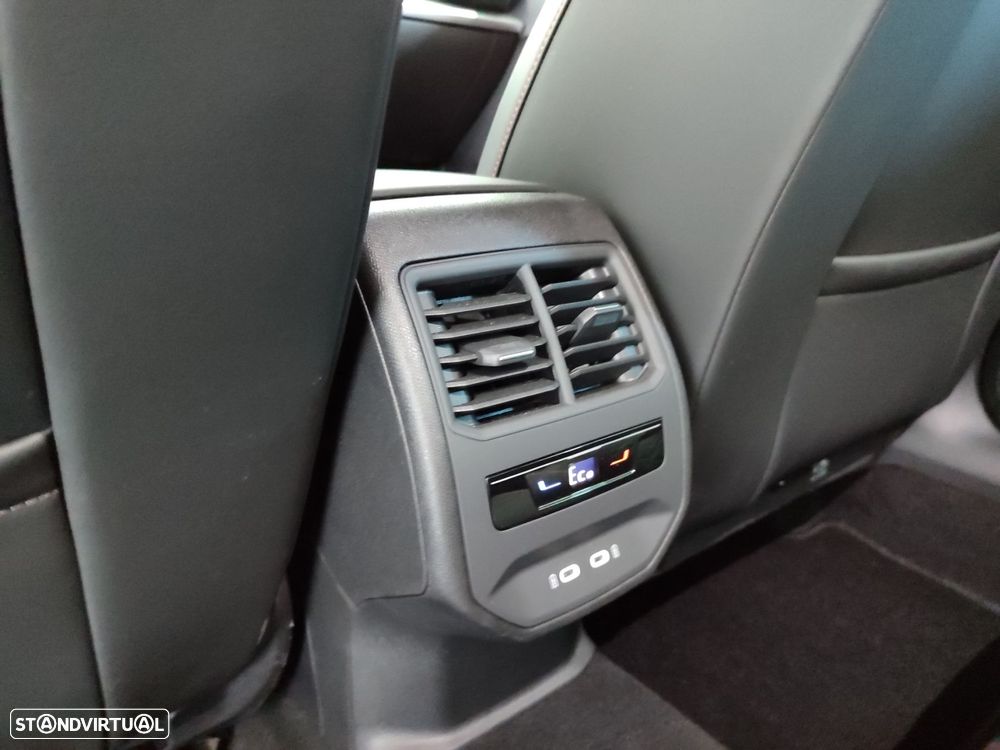 SEAT Leon 1.4 e-Hybrid FR DSG - 19