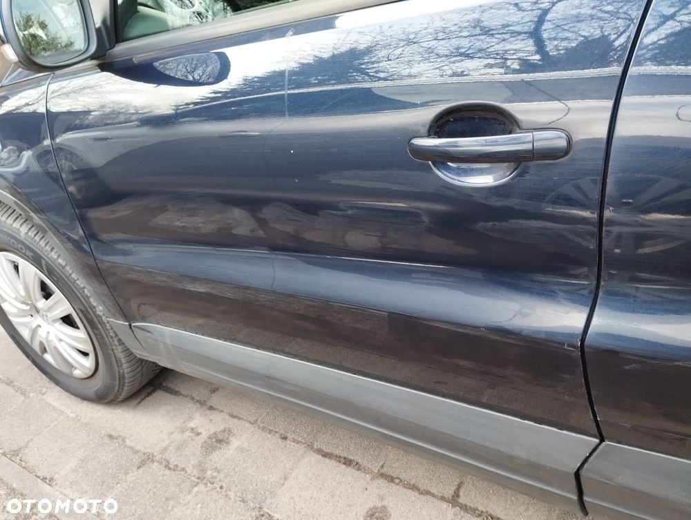 Volkswagen Tiguan - 10