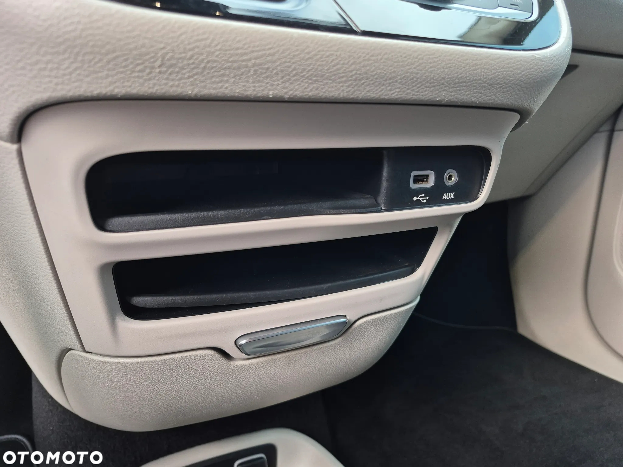 Chrysler Pacifica - 13