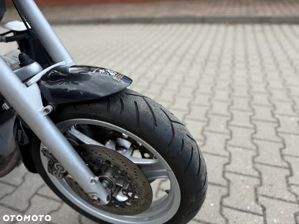 BMW R - 6