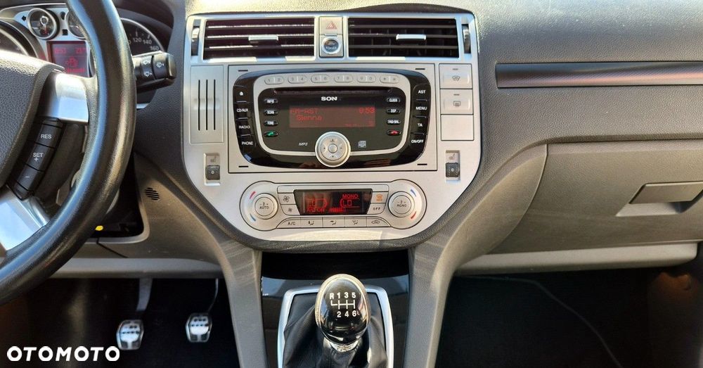 Ford Kuga - 29