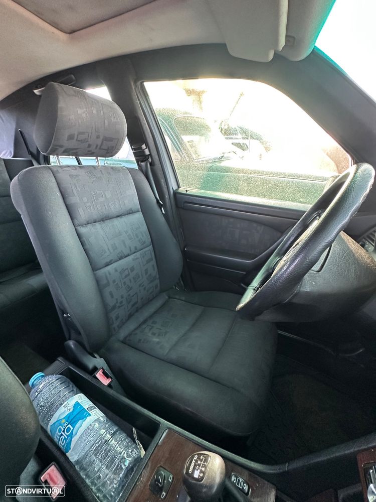 Mercedes-Benz C 220 D - 16