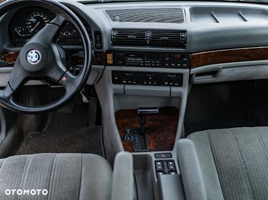 BMW Seria 7 - 13