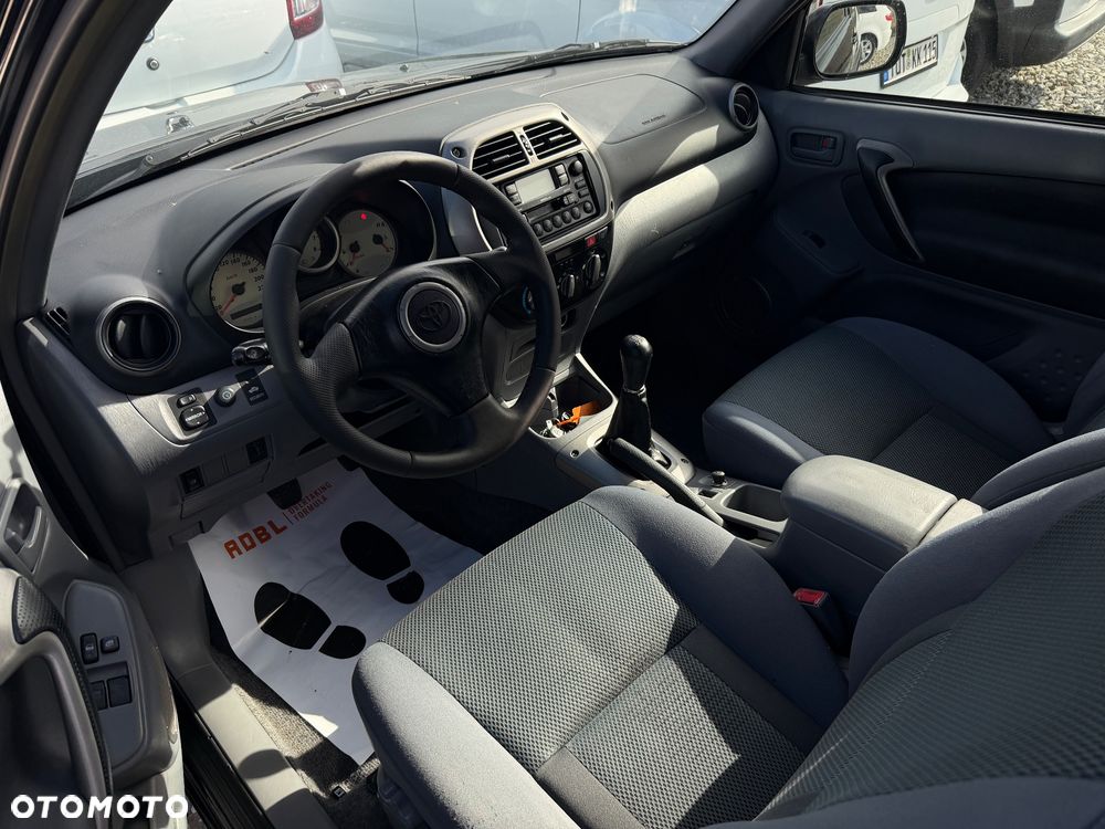 Toyota RAV4 4x4 Edition - 2