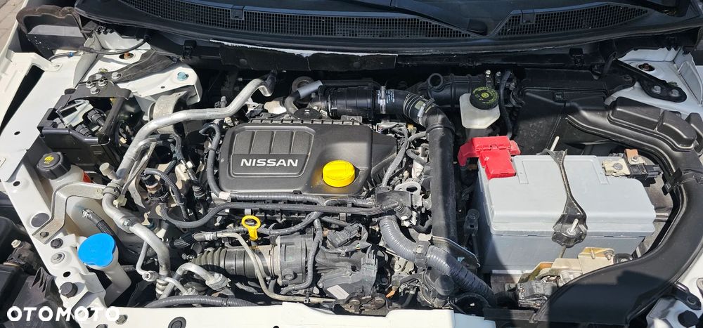 Nissan Qashqai 1.6 DCi Xtronic N-Connecta - 4