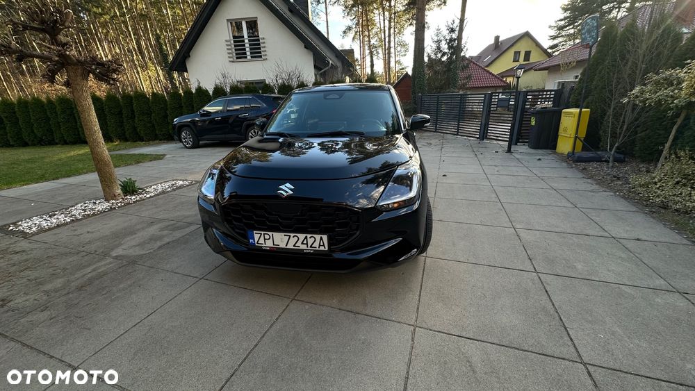 Suzuki Swift - 1