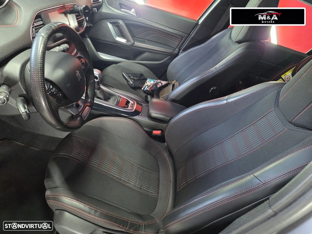 Peugeot 308 1.2 PureTech GT Line - 13