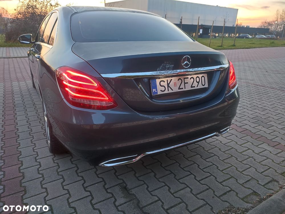Mercedes-Benz Klasa C 180 7G-TRONIC - 9