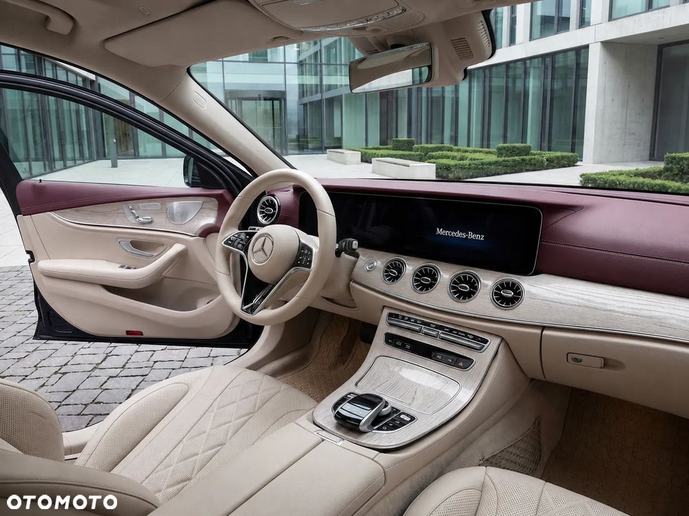 Mercedes-Benz CLS 300 d 4-Matic AMG - 6