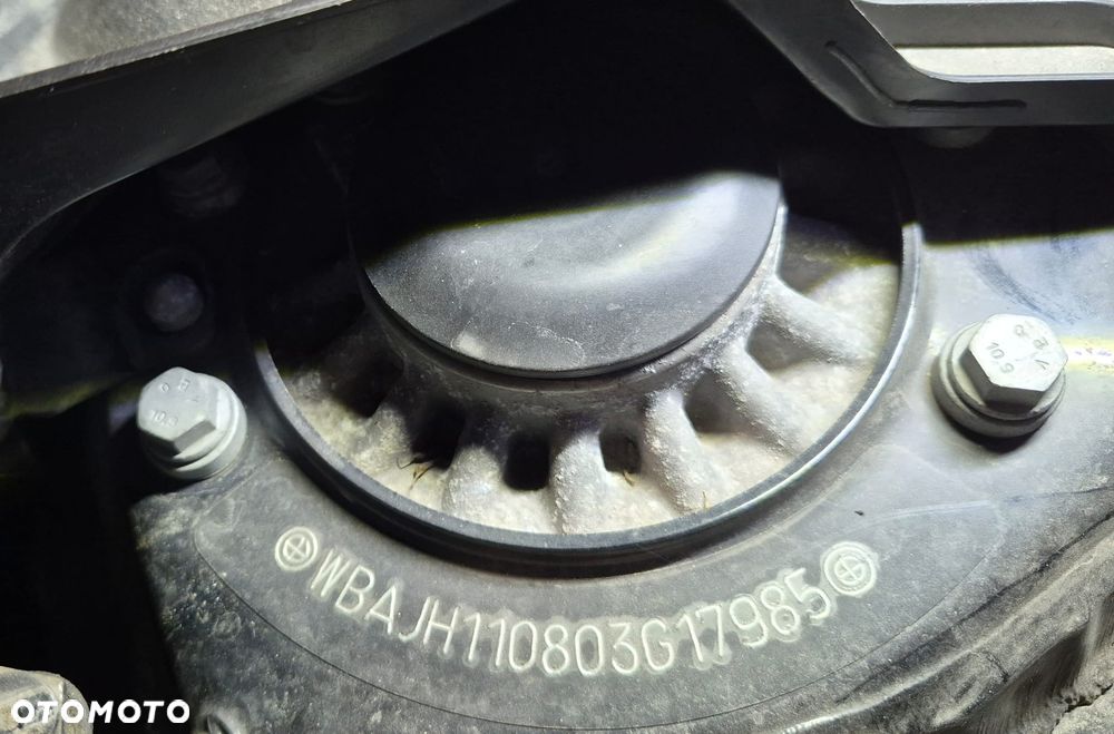 BMW X1 sDrive16d - 23