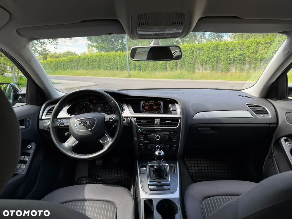 Audi A4 Avant 2.0 TDI DPF Attraction - 11