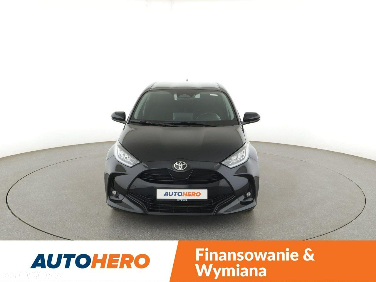 Toyota Yaris Hybrid 1.5 Style - 11