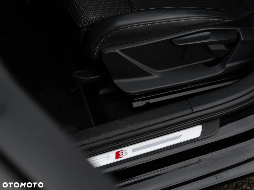 Audi A3 Sportback 35 TFSI S tronic S line - 33