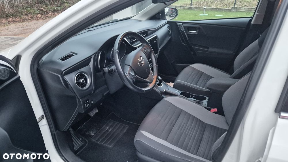 Toyota Auris - 7