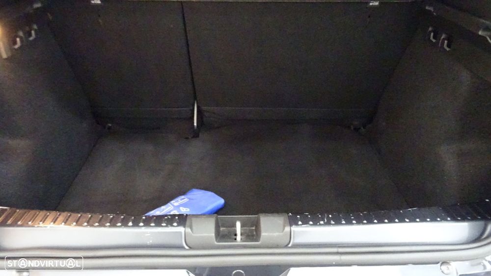 Dacia Sandero 1.0 TCe Comfort CVT - 9