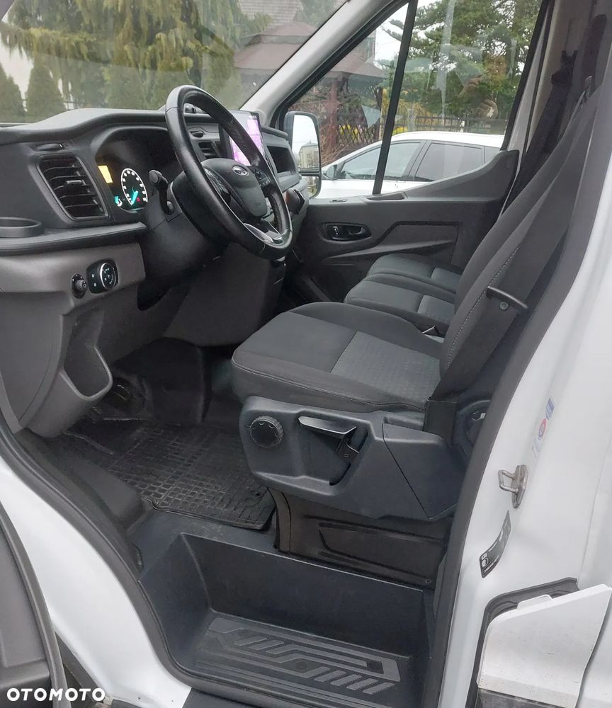 Ford Transit - 28