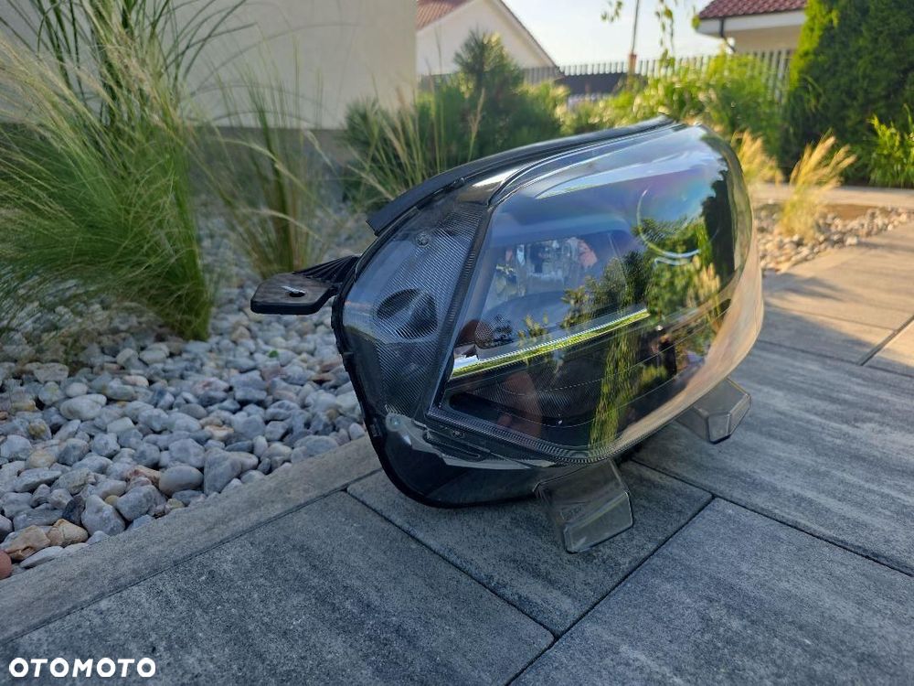 OPEL VIVARO C III 3 ZAFIRA D Lampa lewa przód Bi-Xenon Led 9832837680 Chrom - 3