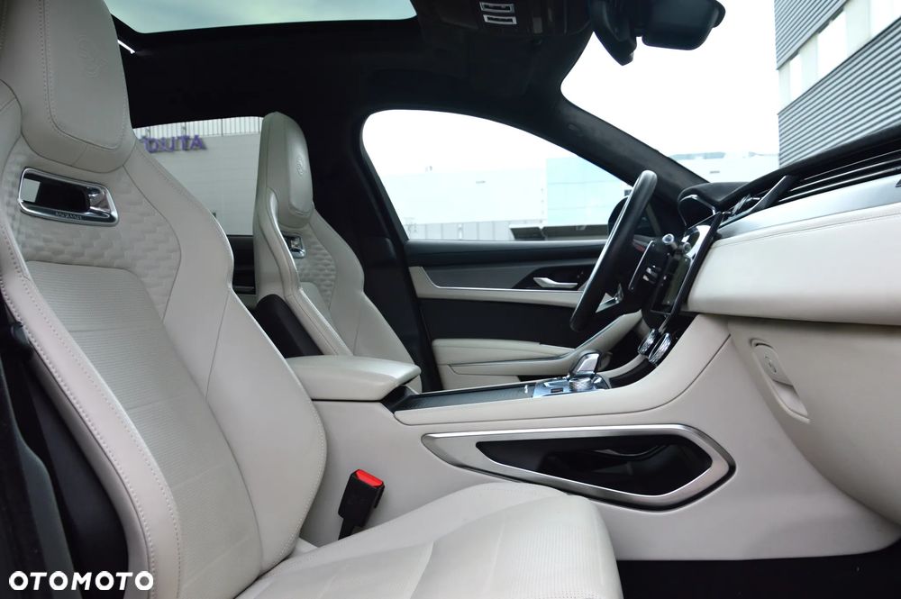 Jaguar F-Pace 5.0 V8 S/C AWD SVR - 18