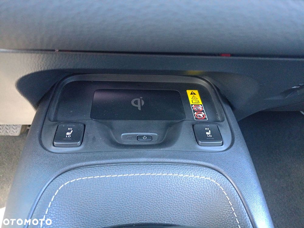 Toyota Corolla 1.8 Hybrid Style - 18