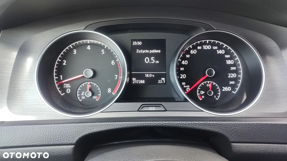 Volkswagen Golf - 18