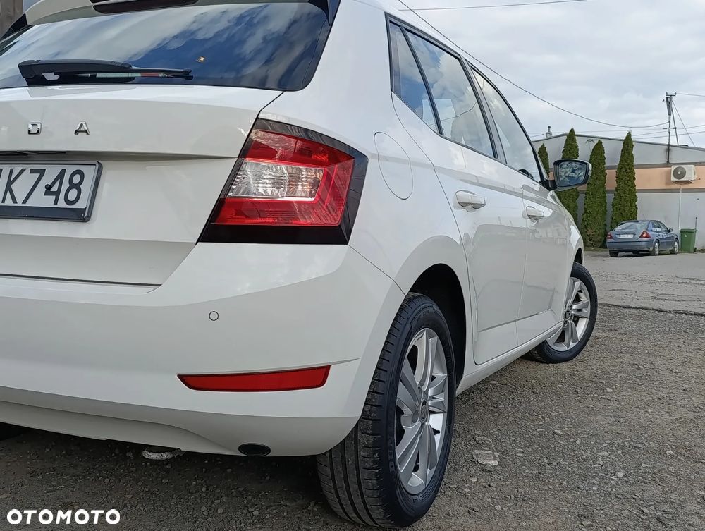 Skoda Fabia 1.0 Ambition - 26
