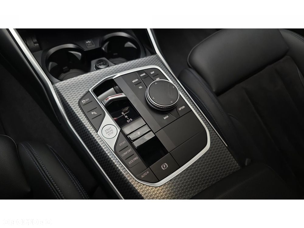 BMW Seria 3 - 22