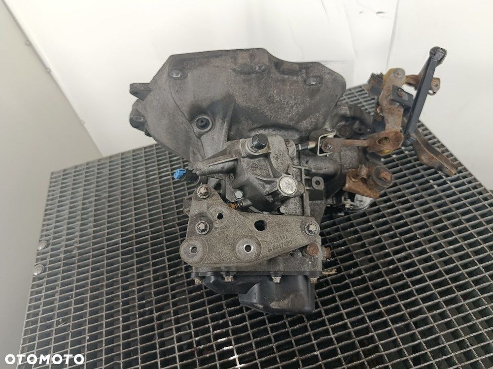 SKRZYNIA BIEGÓW MANUALNA 5 OPEL ASTRA H T4C394 1.6 16V 115KM - 3