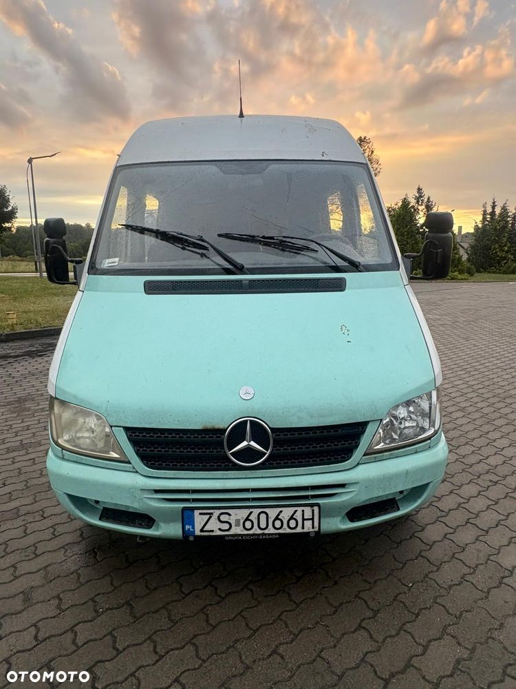 Mercedes-Benz Sprinter - 6