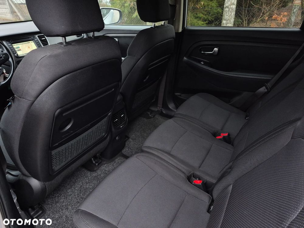 Kia Carens 1.7 CRDi 115 Dream-Team Edition - 18