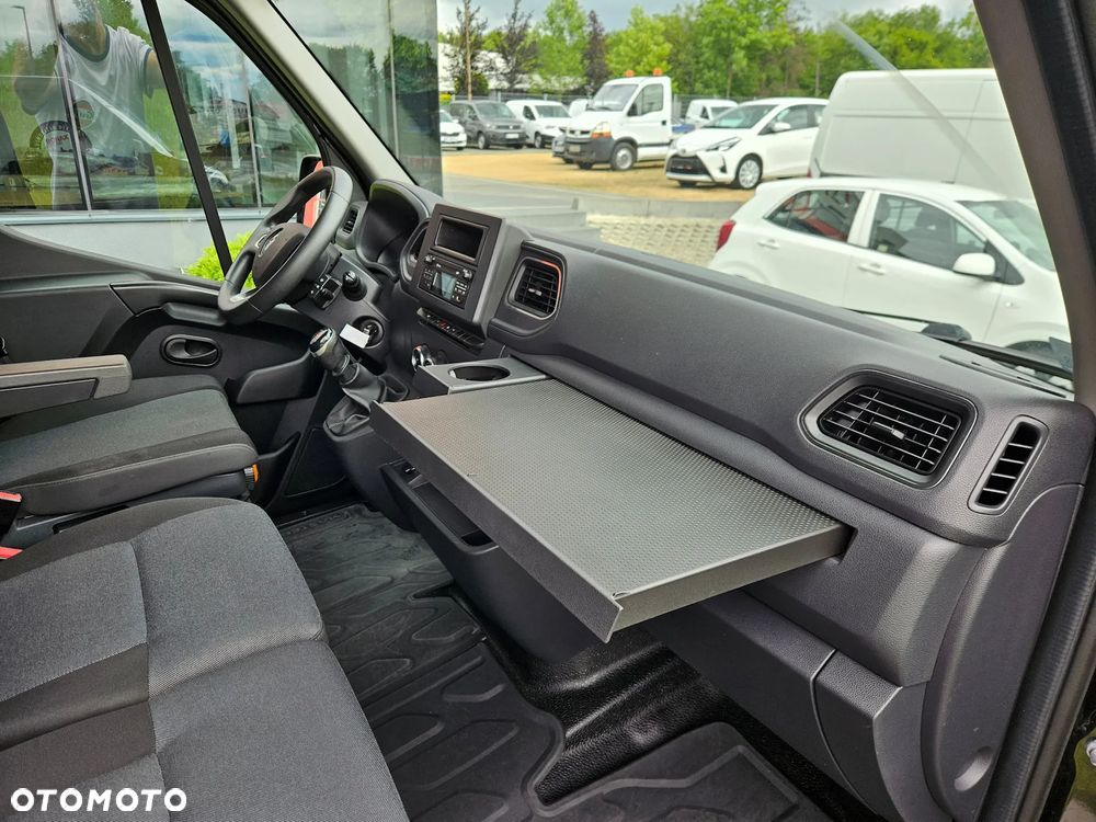 Renault Master L2H2 2.3dCi 136KM - 19